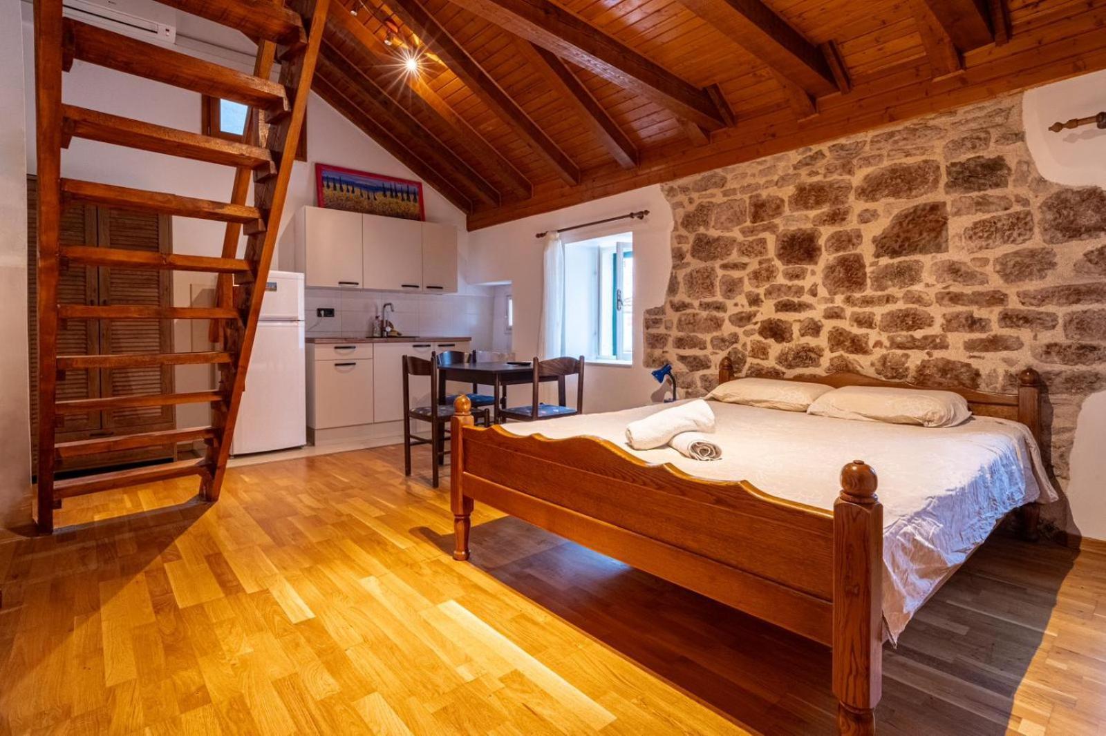 Apartments Loriana Šibenik Esterno foto