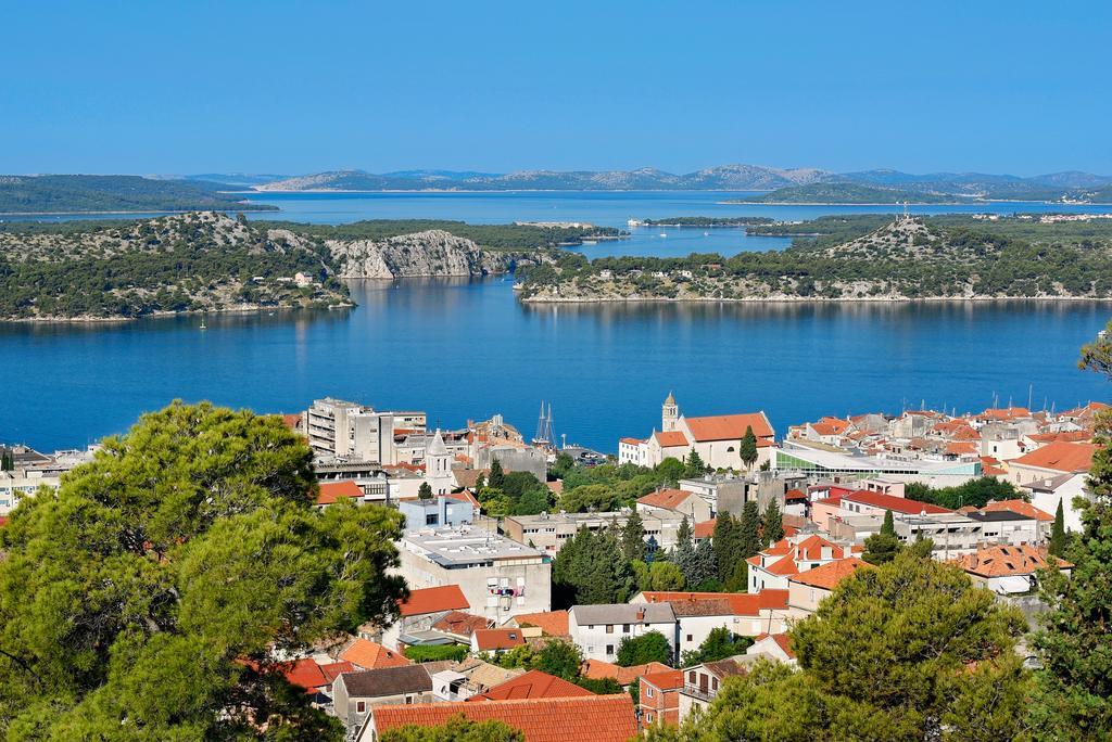 Apartments Loriana Šibenik Esterno foto